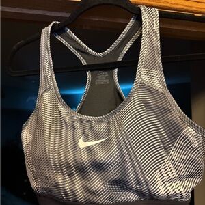Nike Women's Black and White Patterned Sports Bra